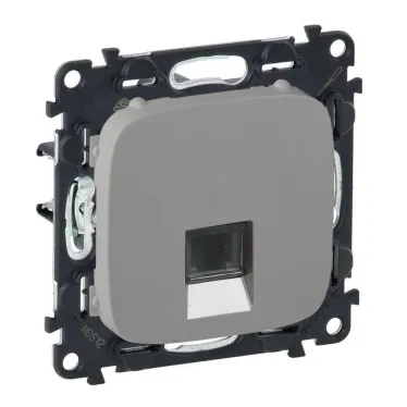 Valena ALLURE Информационная розетка одиночная RJ45 Кат 5е UTP С лицевой панелью Алюминий