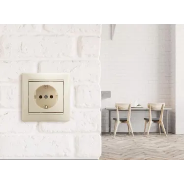 VALENA Розетка с заземлением в рамку слоновая кость