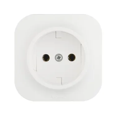Quteo Розетка без заземления без шторок наружная белая