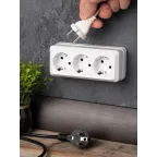 Розетка Рим 3-местная 16А с заземлением белая