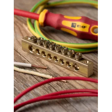 Шина нулевая 8х12мм 125А 8 отверстий крепеж по краям латунь PROxima