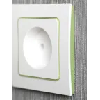 Стокгольм Рамка 3-местная белая с линией цвета зеленый