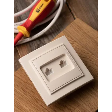 Розетка RJ-45+Phone СП бежевый Минск