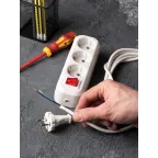 Колодка 3 гнезда с заземлением с выключателем 16А Эксперт