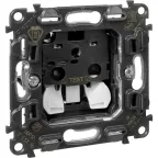 Valena IN MATIC Розетка силовая 2К 16А 250В со шторками безвинтовые зажимы