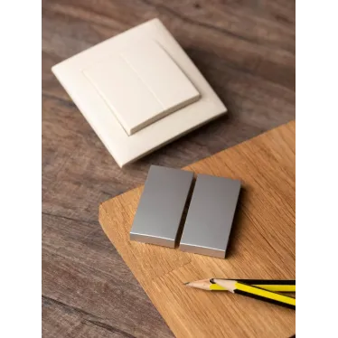 Валенсия лицевая панель выключателя 2-кл. 10А сталь