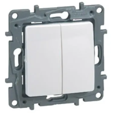 ETIKA Переключатель двухклавишный белый автоматические зажимы 10AX