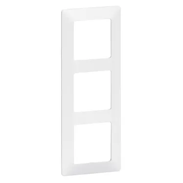 Valena LIFE Рамка 3 поста белая универсальная