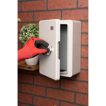 Бокс пластиковый с монтажной платой 300х200х130 мм IP65 PROxima