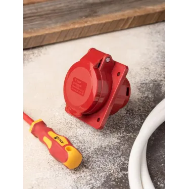 Розетка кабельная 16А 3Р+N+Е IP44 скрытая 380В 415