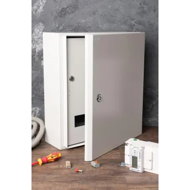 Щит учетно-распределительный навесной ЩУРн-3/2 IP54 ЩУ-3