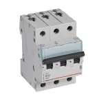 Выключатель автоматический трехполюсный 32А B TX3 6kA/10kA