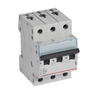 Выключатель автоматический трехполюсный 32А B TX3 6kA/10kA