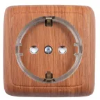 Розетка наружная с заземлением с изоляционной пластиной со шторками (стакан) дуб