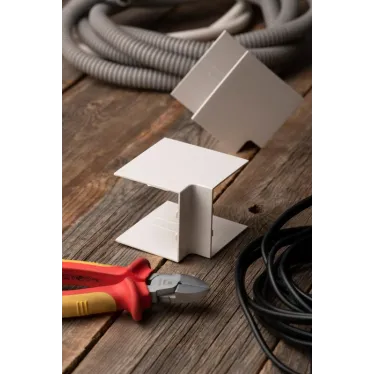 Угол внутренний (60х60) (4 шт) Plast PROxima белый