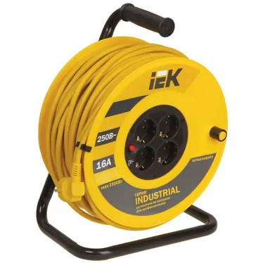 Катушка УК30 с термозащитой 4 места 2Р+PЕ/30м 3х1.5мм.кв Industrial