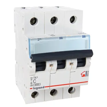 Выключатель автоматический трехполюсный 10А C TX3 6кА