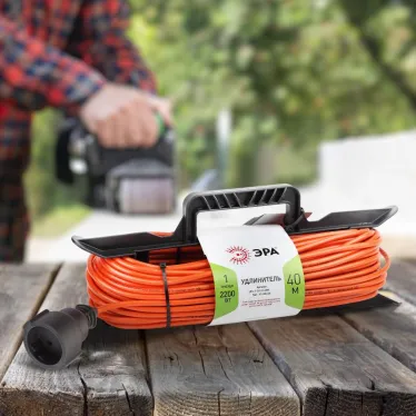 Удлинитель силовой на рамке без заземления 1 розетка 40м ПВС 2х1мм2 UFx-1-2x1.0-40m ЭРА