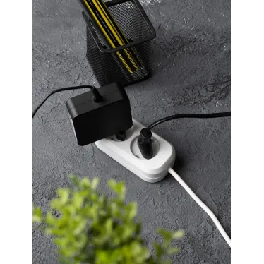 Удлинитель 'Эксперт' 2 гнезда 2 метра 10А/2.2кВт без заземления ПВС 2х0.75 PROxima