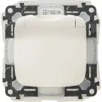 Valena ALLURE Розетка силовая 2К+З со шторками с крышкой белая IP44