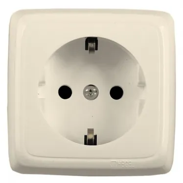 Розетка наружная с заземлением с изоляционной пластиной со шторками слоновая кость
