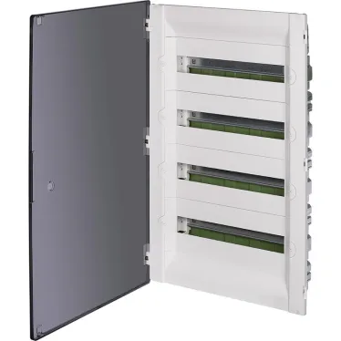 Щит встраиваемый пластиковый 4х18, прозрачная дверь с клеммником заземления нейтрали