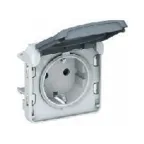 Plexo Розетка с заземлением 16А белая немецкий стандарт