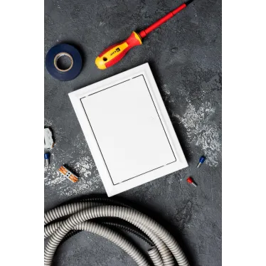 Люк ревизионный пластик с нажимным замком 150х200 Basic