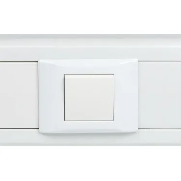 Выключатель 10А, 1 клавишный проходной без индикатора