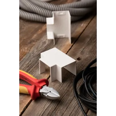 Угол T-образный (40х40) (4 шт) Plast Белый