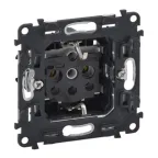 Valena IN MATIC Розетка силовая 2К+З 16А 250В винтовые зажимы