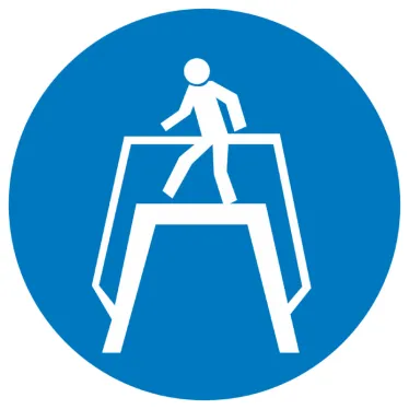 Знак M 12 ''Переходить по надземному переходу'' ф200 мм, пластик ГОСТ Р 12.4.026-2001