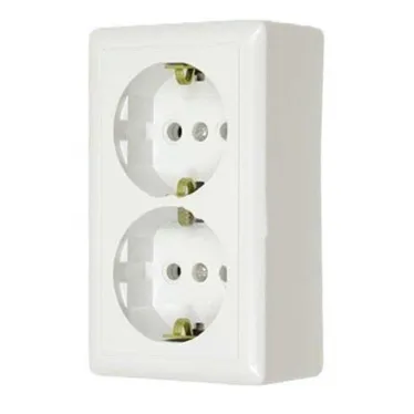 ХИТ Розетка двойная наружная белая с заземлением без шторок 16А 250В