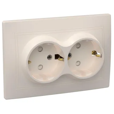 КВАРТА Розетка двойная с заземлением со шторками бежевая 16А