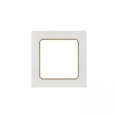 Стокгольм Рамка 1-местная белая с линией цвета шампань