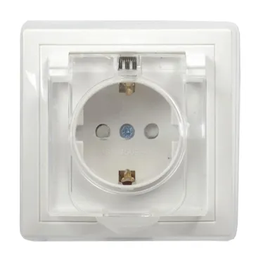 Розетка Кварта с заземлением сошторками с крышкой керамика белый 16А