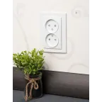 Розетка Минск 2-местная СП без заземления 10А белая защитные шторки