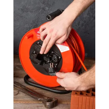 Удлинитель на катушке 'Атлант 2.0' 4 гнезда 30м с заземлением ПВС 3x1.5 16А/3.5кВт IP44 PROxima