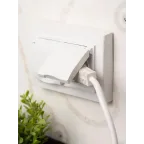 Минск Розетка 2-местная СП с/з с крышкой 16А белаяс защ. штор. IP44