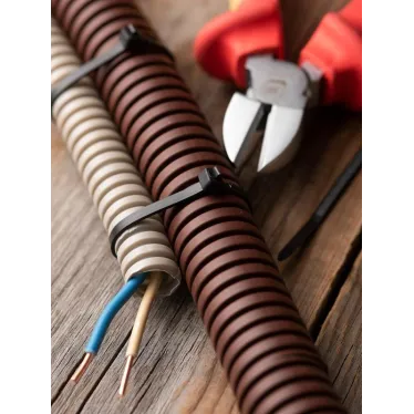 Хомут 3.6х200 черный нейлон (100шт)