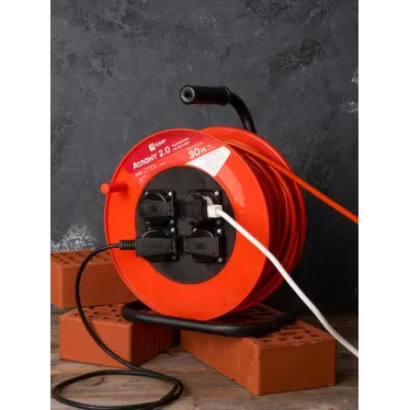 Удлинитель на катушке 'Атлант 2.0' 4 гнезда 30м с заземлением ПВС 3x1.5 16А/3.5кВт IP44 PROxima