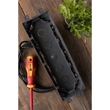 Коробка приборная для лючка C-Line 24