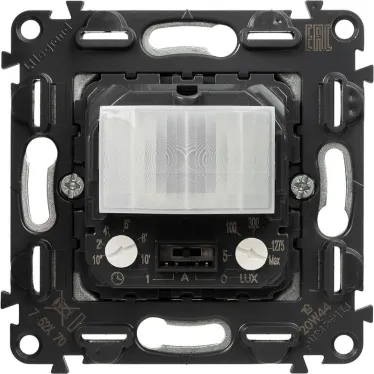 Valena IN MATIC Датчик движения 180° 250Вт без нейтрали