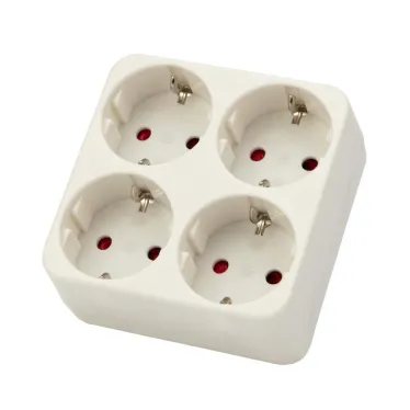 Четверник электрический 16 А с заземлением белый