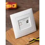 Валенсия розетка телефонная RG-11 1-местная белая