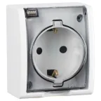 15 Aqua Розетка 2Р+Е Schuko с крышкой полупр. IP54 16А 250В винтовой зажим S15A белый