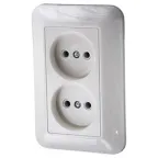 ХИТ Розетка двойная скрытая белая без заземления и шторок 16А 250В