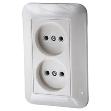 ХИТ Розетка двойная скрытая белая без заземления и шторок 16А 250В