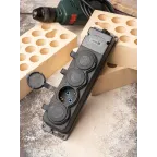 Роз. четырехмест. с защит. крышками каучуковая 230В 2P+PE 16A IP44 DIY