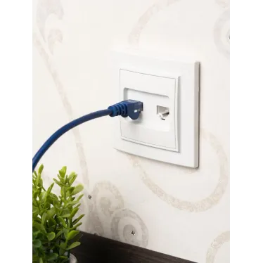 Розетка Минск RJ-45+Phone СП белая